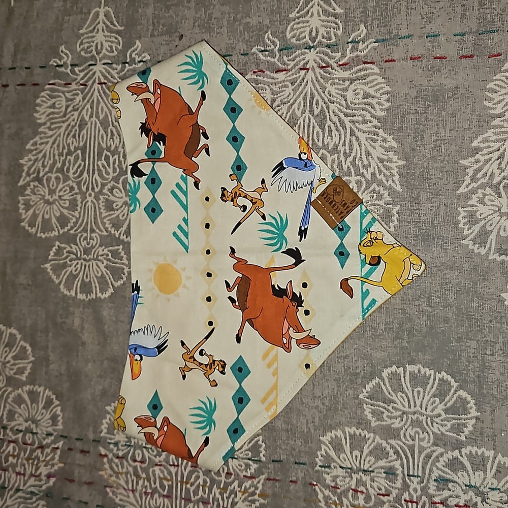 NWOT | Patchwork Paws Co Etsy Brand Reversible Dog Bandana | Lion King